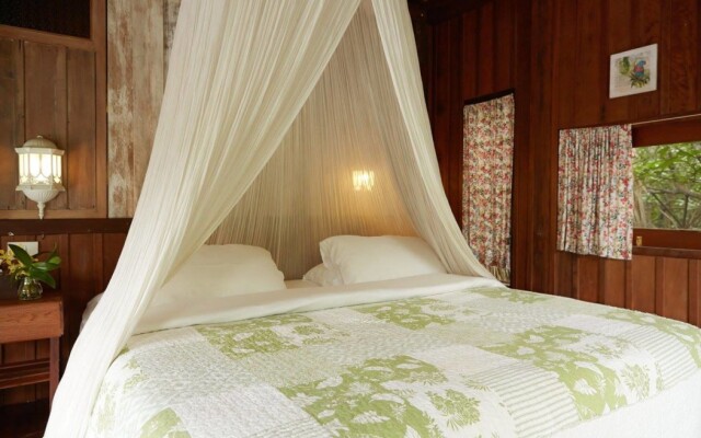 Bann Makok The Getaway