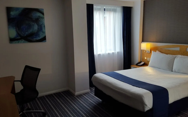 Holiday Inn Express