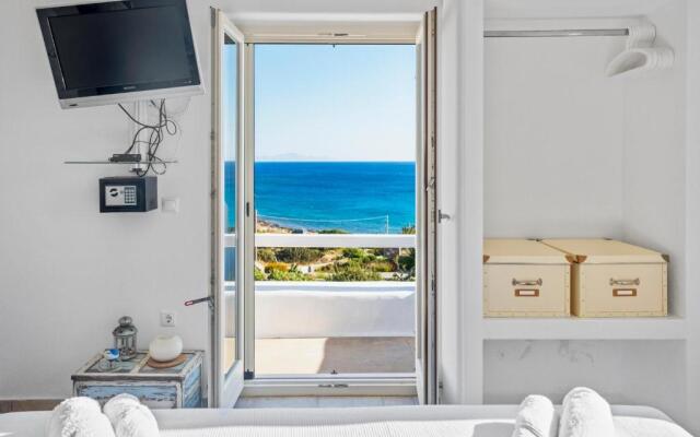 Studio with Seaview at Faragas