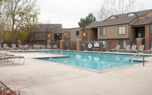 Sky Harbor Apartments