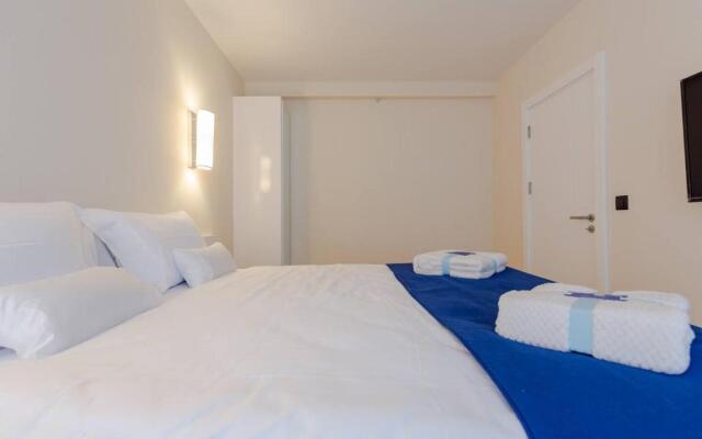 1BR Apartment With Sea View And balcony In Batumi