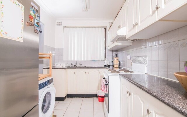 Simple Comfort! 2bed1bath Unit in Meadowbank