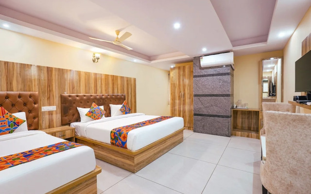 Fabhotel Sai Luxury Comforts