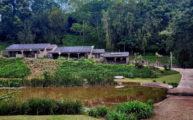 Studio 4 Churchill Lane Apartment