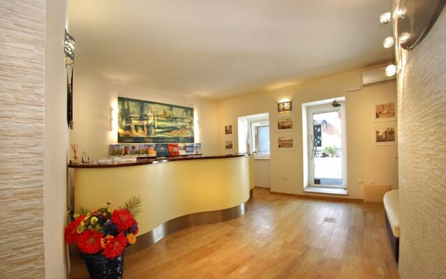 Smart Suite & Apartments