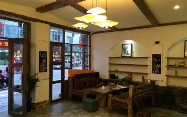 Zhangjiajie Potato Inn Baofeng Branch
