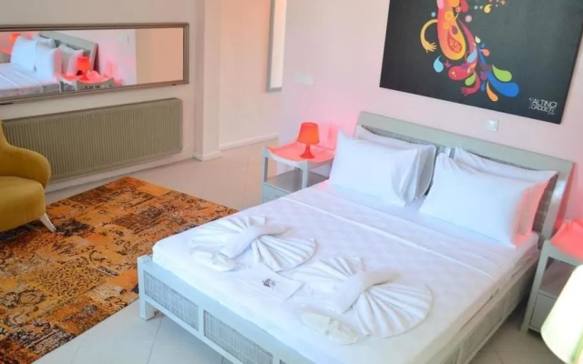 Curcuna Hotel