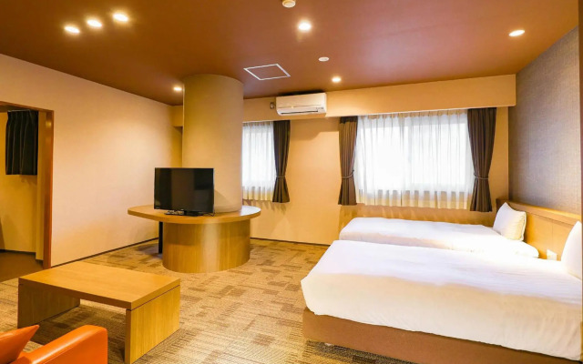 Ooedo Onsen Monogatari Premium Atami