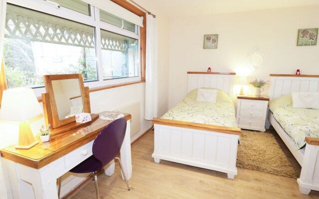 Llewelyn Lodge