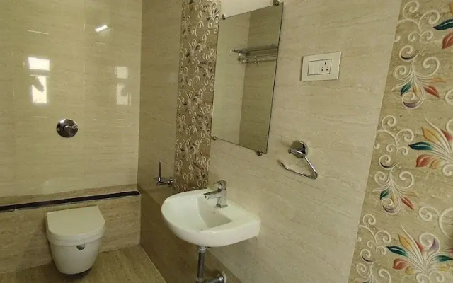 Sri Maharaja Residency