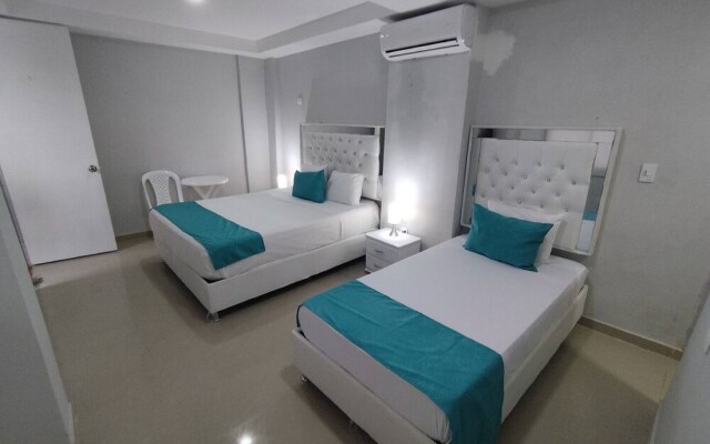 Hotel BM-17  Cerca Al Mar