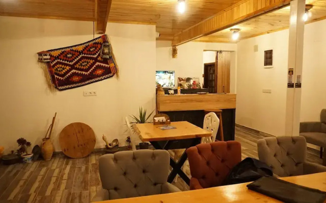 Tas Konak Butik Otel Bungalov