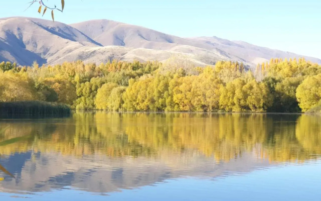 Twizel - Apartment on Woodley