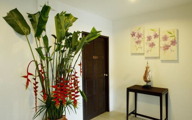 Baan Oui Phuket Guest House