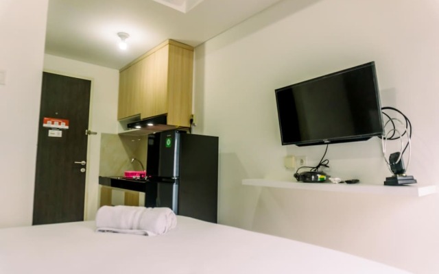 Studio Room With Cozy Style At Serpong Garden Apartment