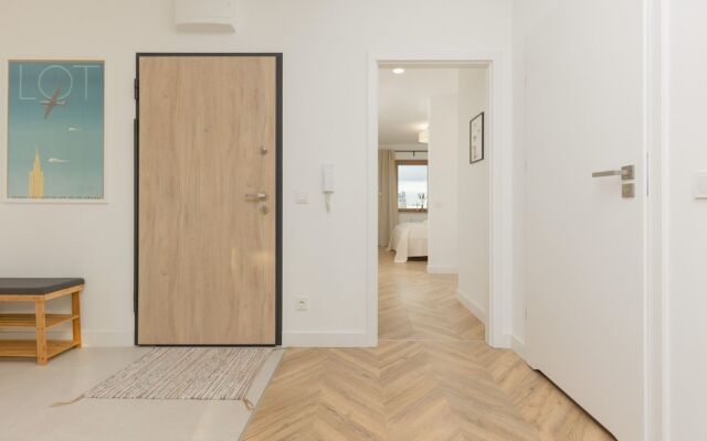 Zdziechowskiego Apartment by Renters