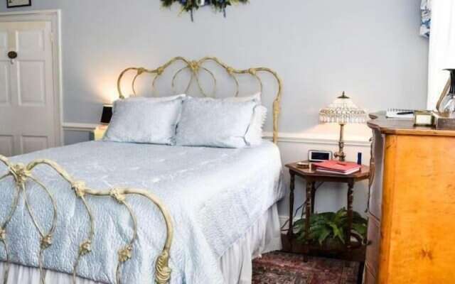 The Richard Johnston Inn Bed and Breakfast