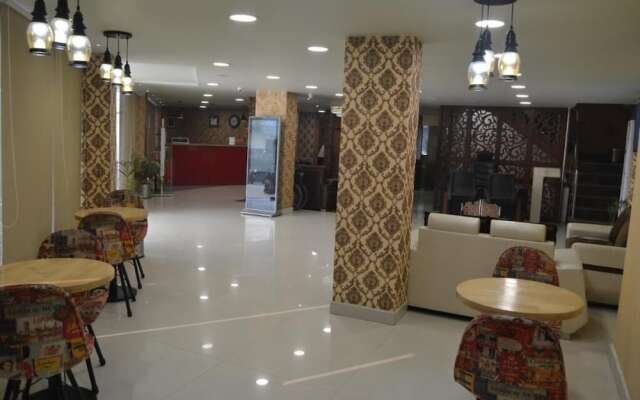 The Red Velvet Hotel