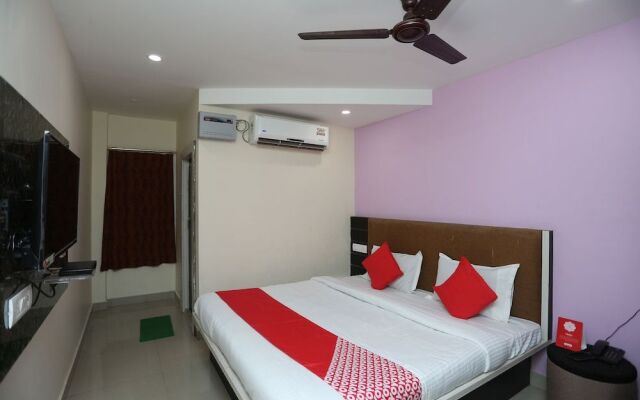 OYO 27016 Hotel Sai Siddhi