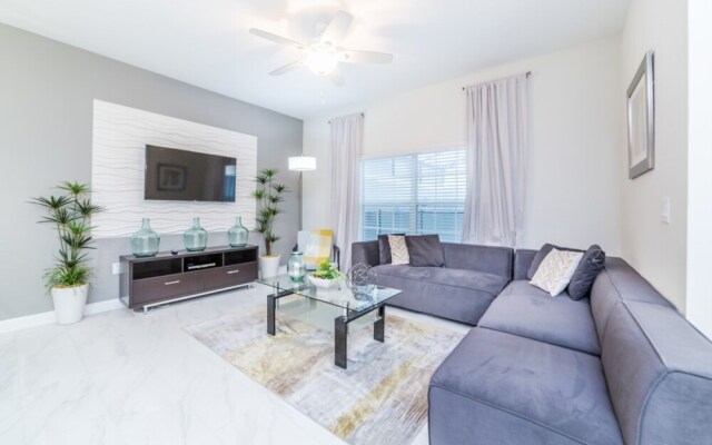 1573 Moon Valley Drive