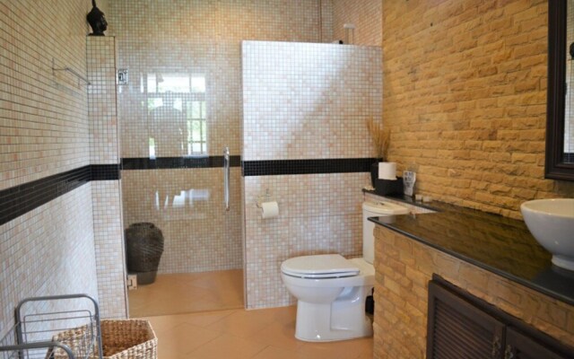 Amintra 5 Villa