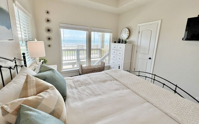 A La Playa by RedAwning