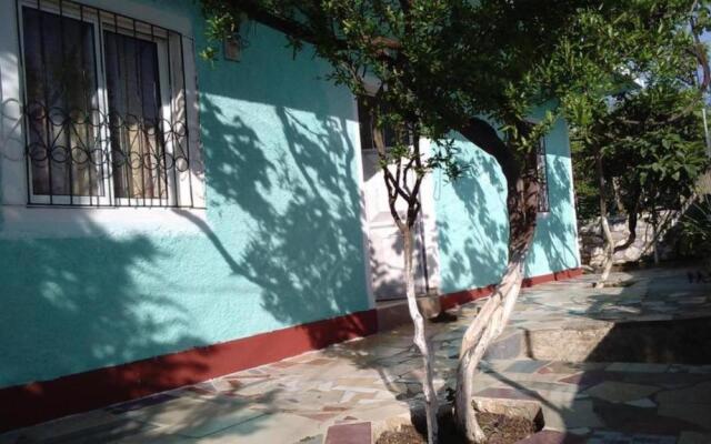 Kenos Hostel