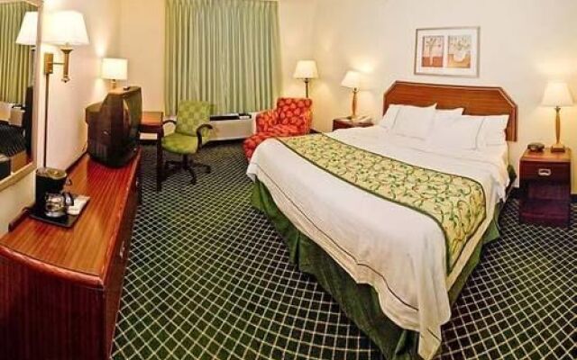 Fairfield Inn & Suites Burlington