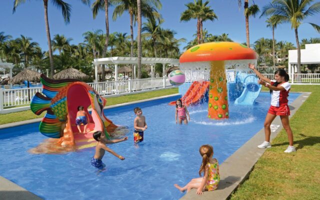 Hotel Riu Jalisco - All Inclusive