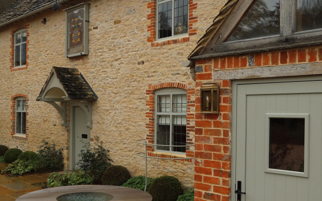 The Harcourt Arms