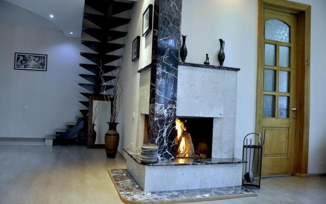 apartment duplex opera
