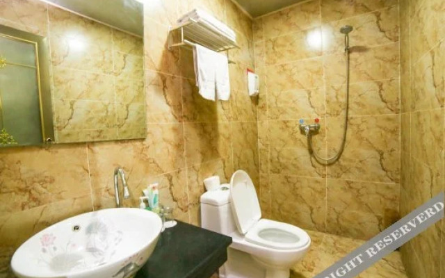 Yichang Lijia Business Hotel