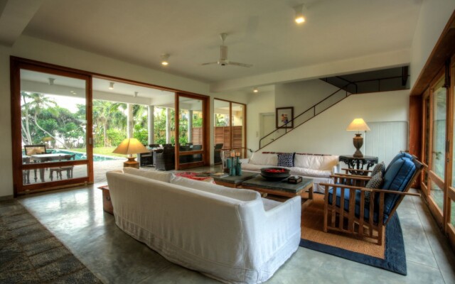 Yoho Hikkaduwa Beach House