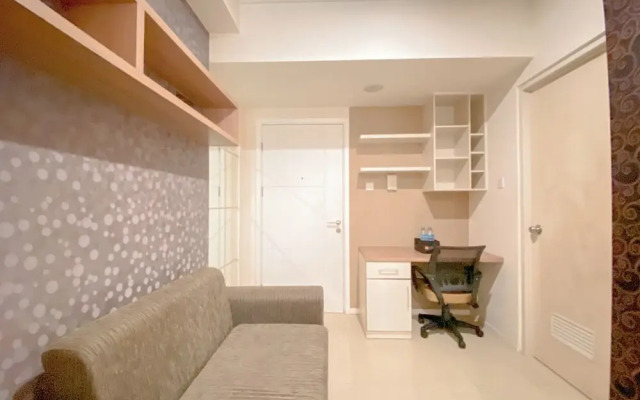 Tranquil Abode 1Br Apartment At Parahyangan Residence