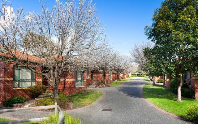 Mt Waverley Townhouses