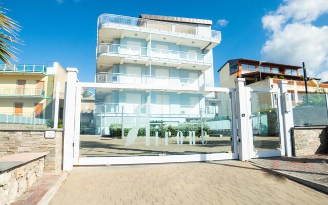 L'Airone Sea House