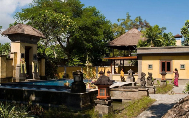 Rumah Bali