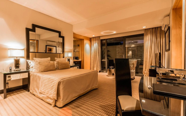 No5 Boutique Art Hotel by Mantis