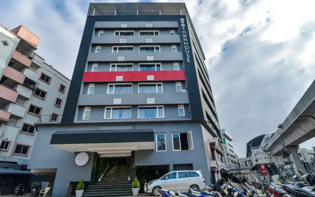 OYO Townhouse 074 Nampally