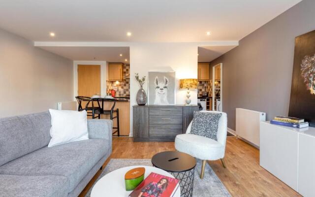 Executive 7 Glasgow City
