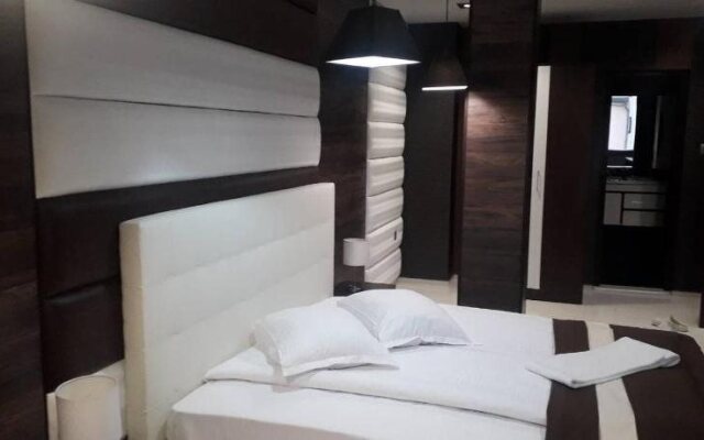 Hotel Acktion