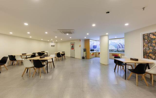 Hanting Hotel Longyan Zhongshan Road