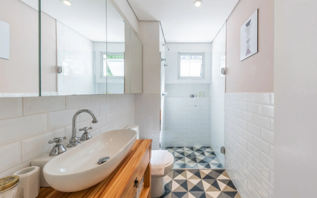 Apartamento com vaga e ótima localização | Itaim Bibi