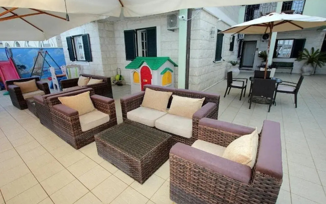 Beach Apartments Montesan