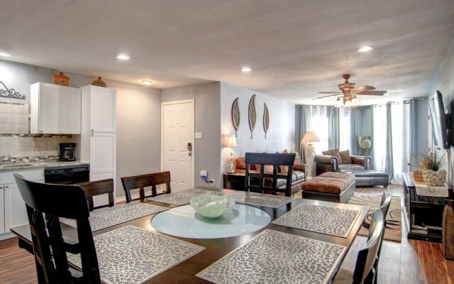 Third Floor Seabatical Condo in Mustang Island by Redawning