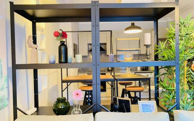 Missafir Central and Refreshing Flat in Beyoglu
