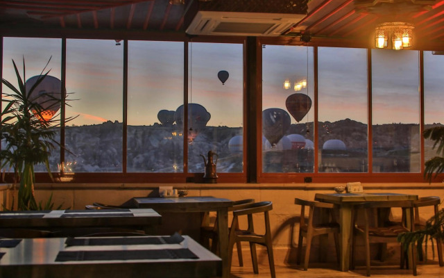 Caravanserai Inn Hotel