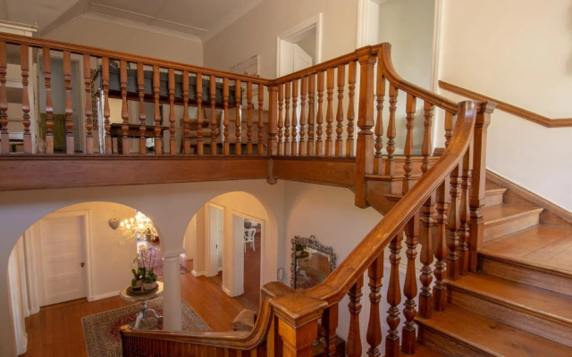 Rhonda's Manor Boutique Guest House