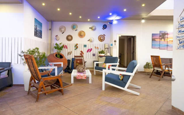 Mesogios House Suites
