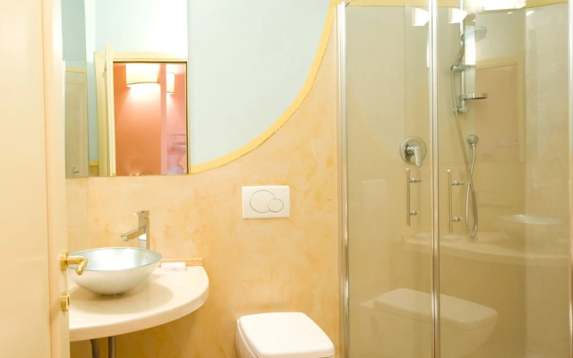 Piazza Azuni 18 Guest House